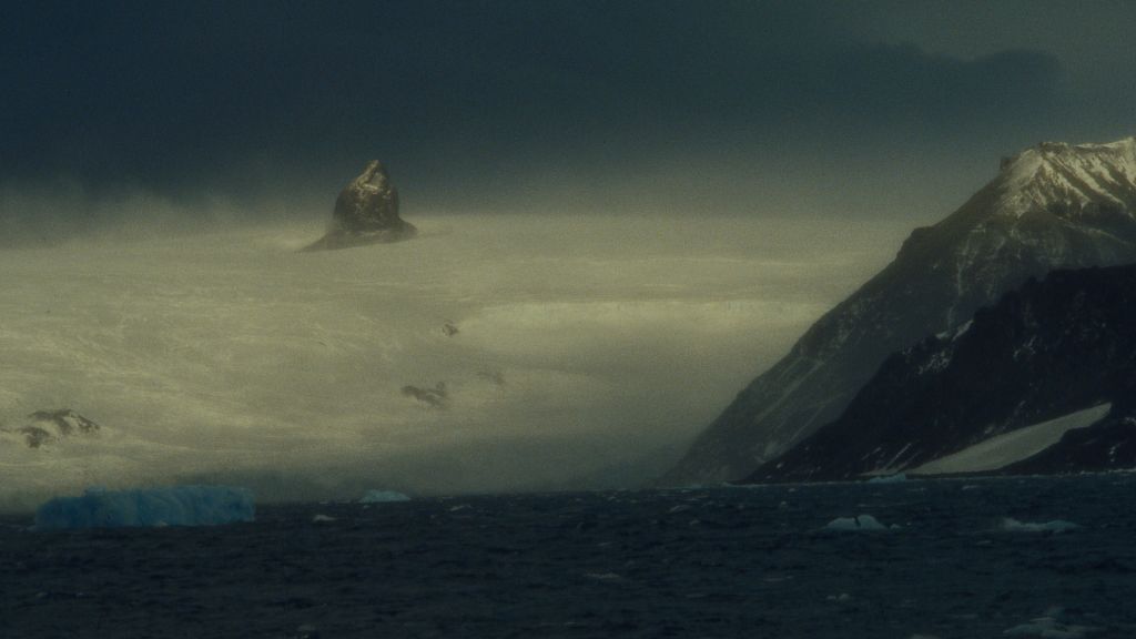 An outlet glacier: where ice sheet meets ocean