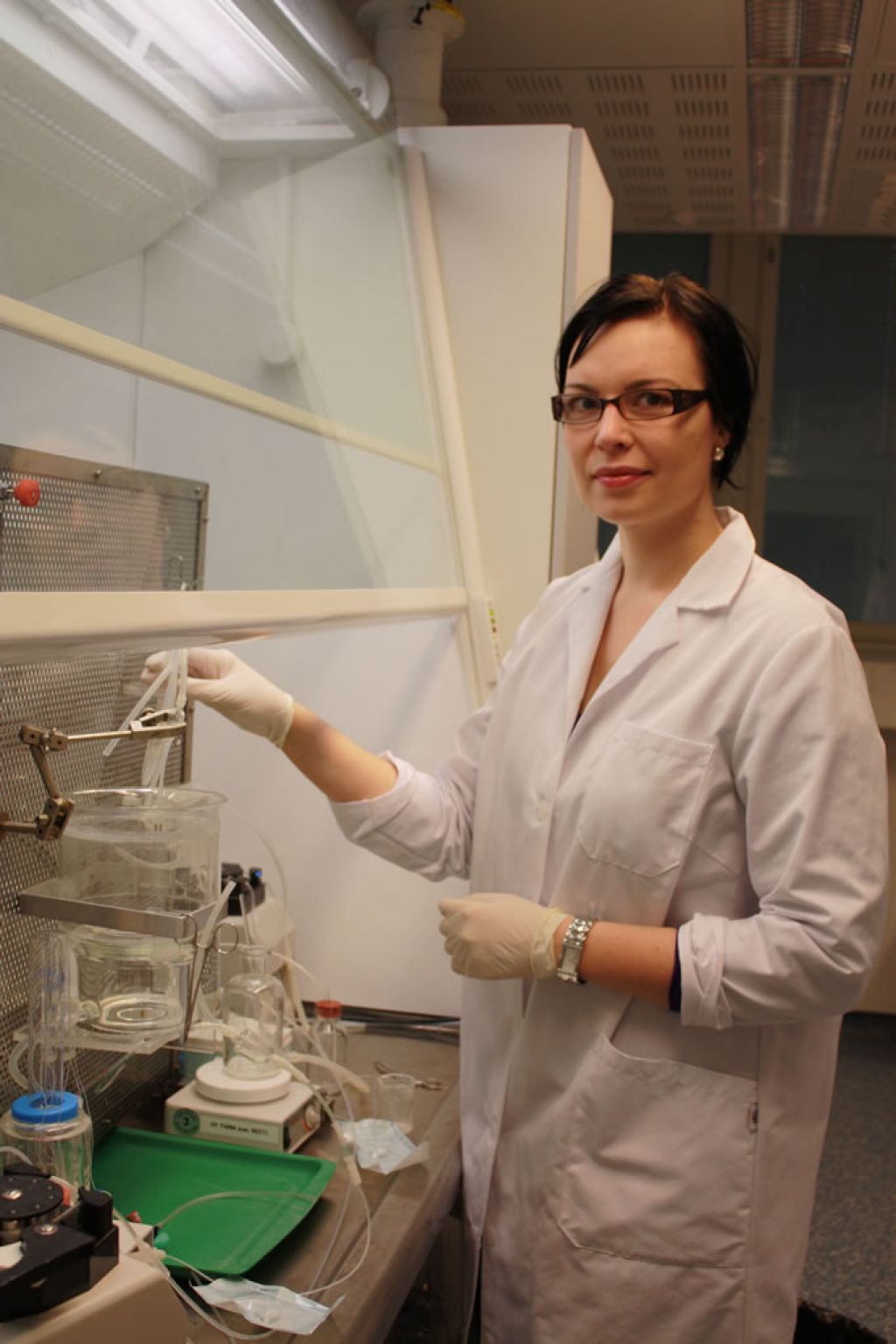 PhD student Maria Kummu working in the lab at the University of Oulu. - © University of Oulu