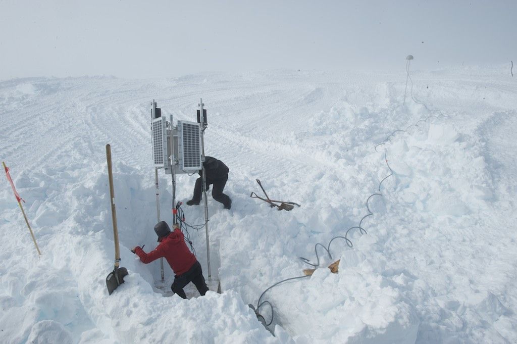 Maintaining a GPS station on Derwael Ice Rise. - © International Polar Foundation