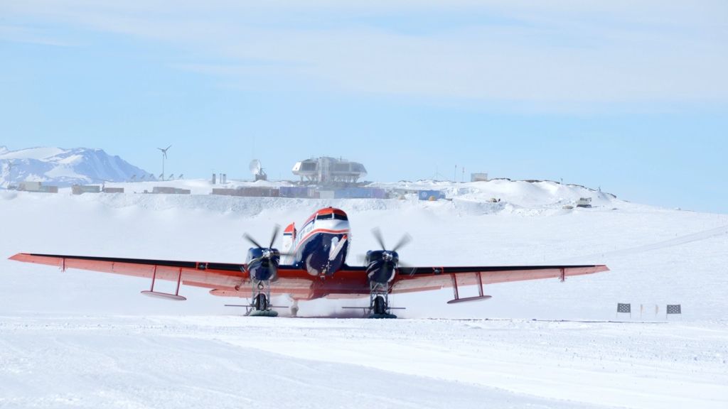 AWI's Polar 6 aircraft takes off from the Princess Elisabeth Antarctica research station - © International Polar Foundation / Jos Van Hemelrijck