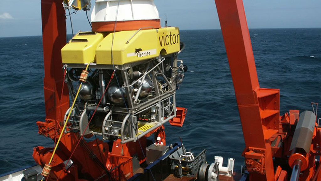 The VICTOR ROV (Remotely Operated Vehicle)  - © NOAA